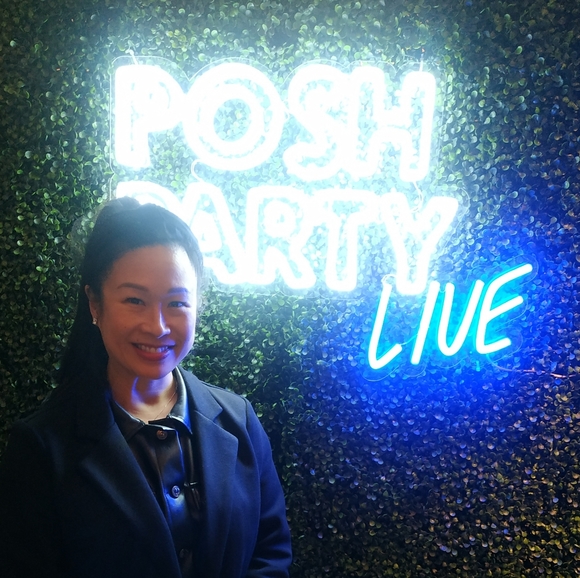 Meet your Posher, A β€οΈ - Picture 2 of 2